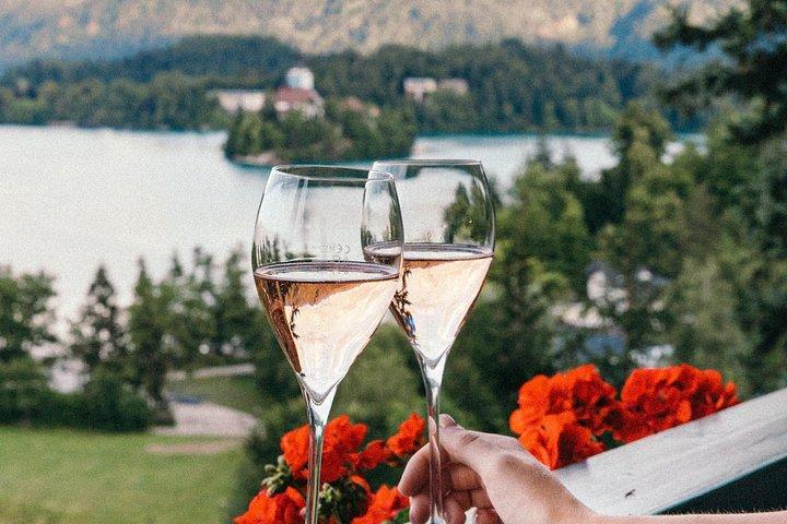 Hotel Triglav Bledのワインセラーでのスロベニアワインの試飲