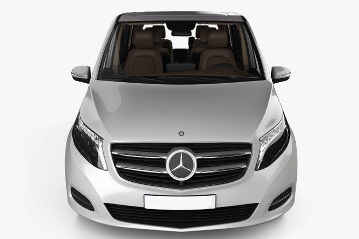 Colombo Airport (CMB) to Colombo City Private Transfer by Mercedes Vito 2018
