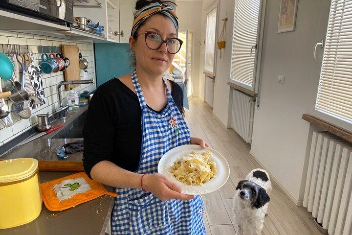 ラヴェンナで地元民の自宅で本格パスタ作り体験