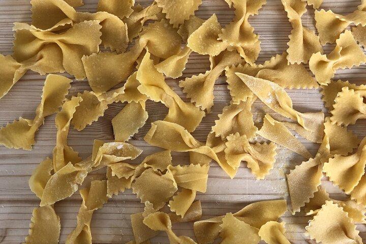 ラヴェンナで地元民の自宅で本格パスタ作り体験
