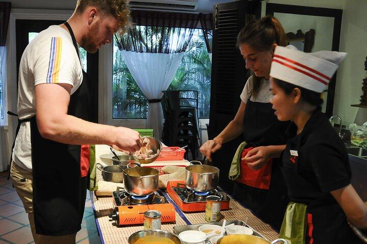 Khmer kookcursus halve dag (AM of PM)