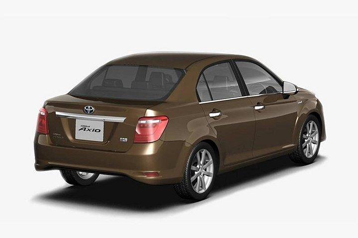 時間による運転手付きの標準的なレンタカー