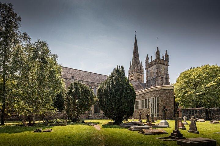 Llandaff's Ghosts : A Self-Guided Audio Tour