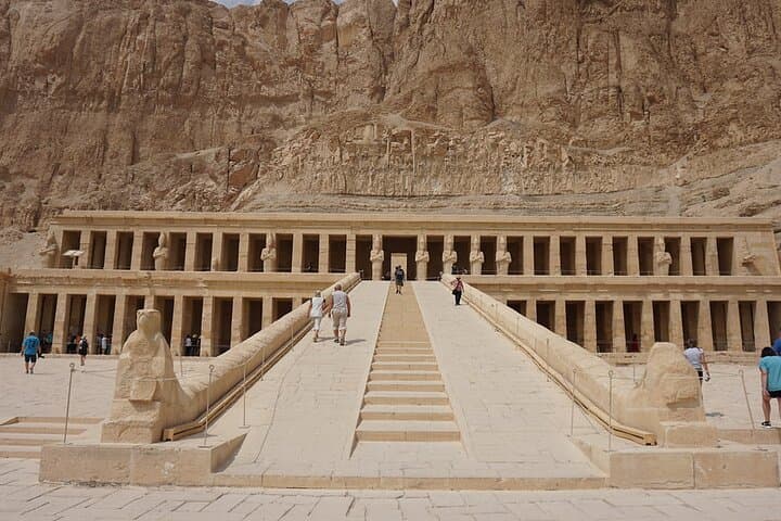 Private Half-Day Tour to Valley of the Kings and Hatshepsut