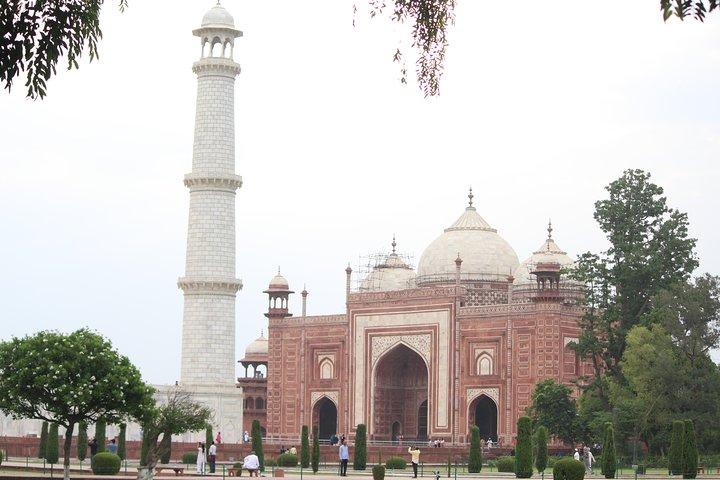 Full-Day Private Tour of the Best Photography Spots in Agra
