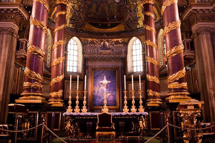 Private Tour: Holy Churches of Rome with English speaking guide