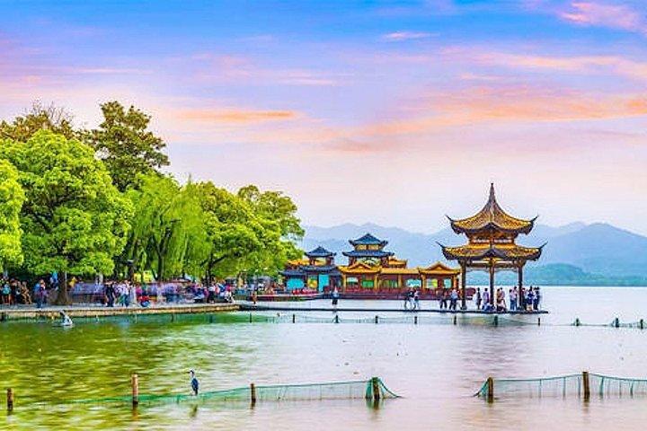 Excursión privada increíble a la escala del aeropuerto de Hangzhou con opción de almuerzo o cena