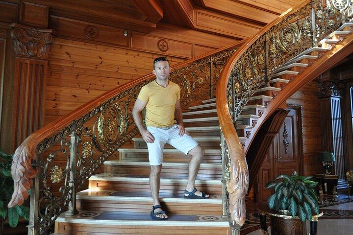Private Mezhyhirya Residence Tour from Kyiv