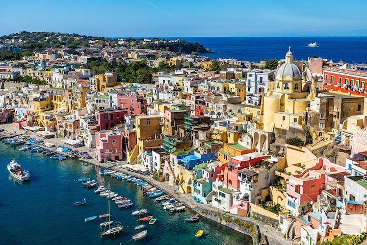 Transfert d'arrivée : Naples Aéroport NAP à Naples en voiture d'affaires