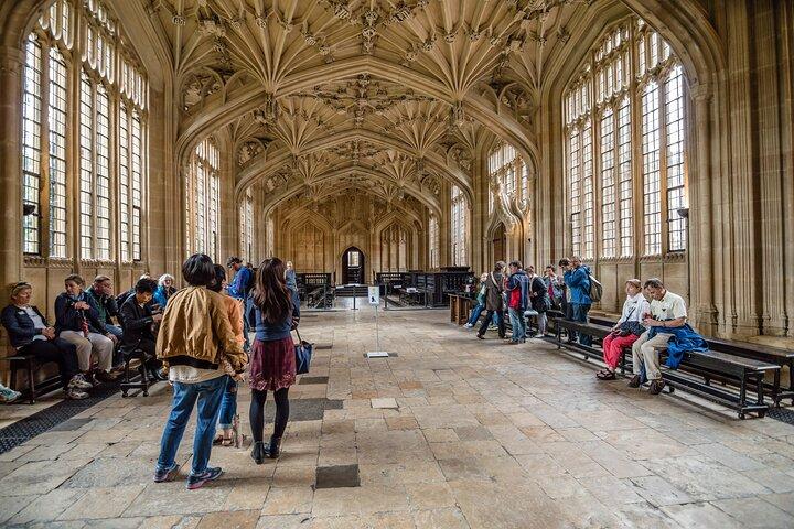 ロンドン発オックスフォードプライベート日帰り旅行：ランチ＆カレッジオプション