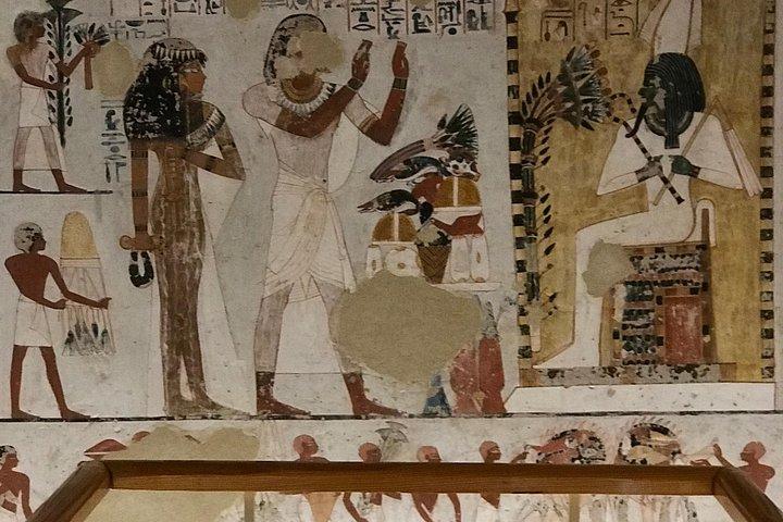 貴族の墓、ディールエルマディーナのハブ寺院へのルクソール日帰りツアー