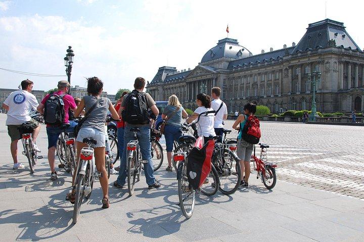 ブリュッセルバイクツアーの小グループハイライト