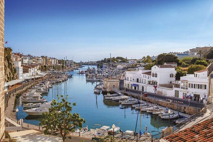 Ciutadella deMenorcaのプライベートウォーキングツアー