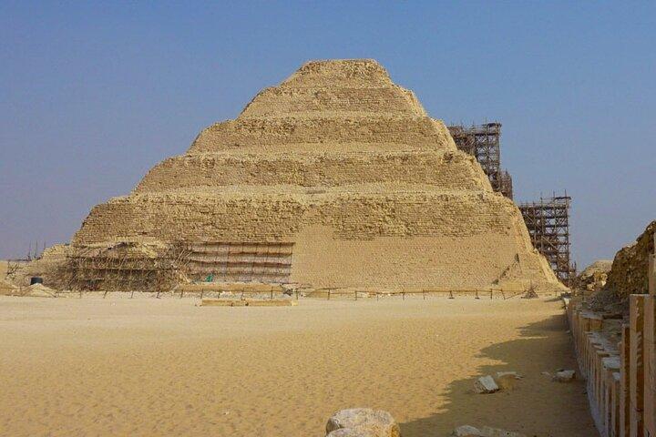 Privétour van een hele dag door de piramides van Gizeh en Saqqara met lunch