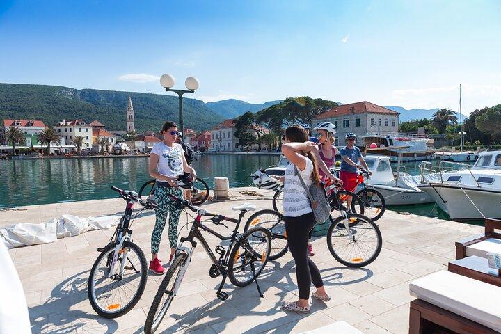 Boutique Hvar Cykling oplevelse | Hosted af en lokal familie