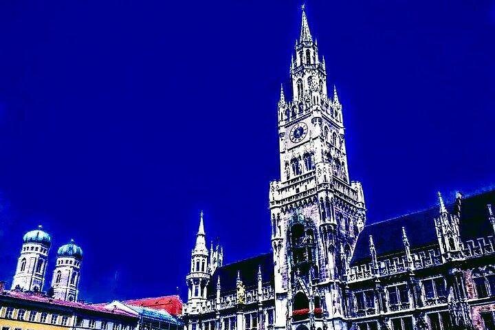Comfort Mini-Van & Professional and FRiENDLY Guide: CUSTOMiZED MULTI-DAY TOURS from Munich