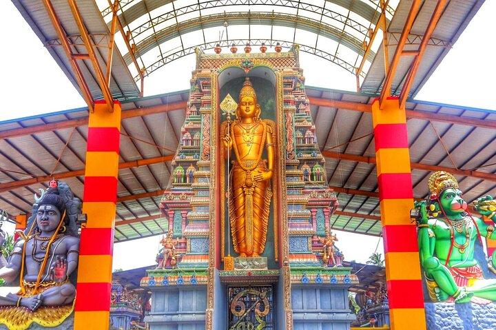 Visite a fábrica de sal e o famoso Templo Hindu de Munneswaram de Negombo