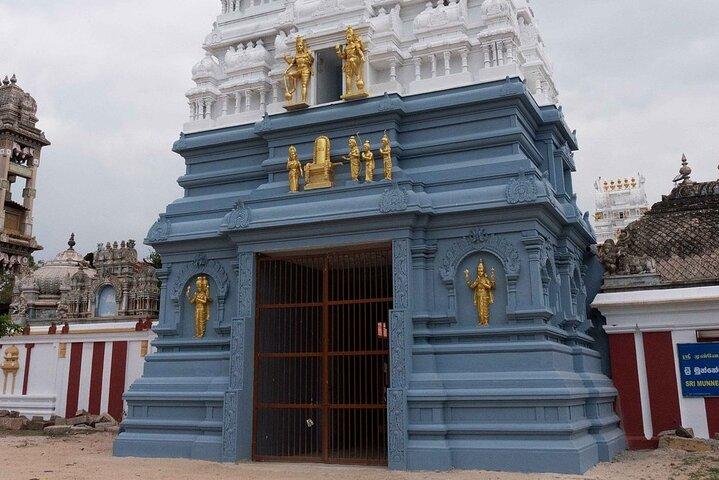 Visite a fábrica de sal e o famoso Templo Hindu de Munneswaram de Negombo