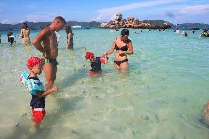 Phuket: Phi Phi-eiland per luxe cruise "VIP Exc. Silver Class" LNH