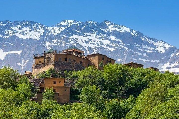 Day trip 3 valleys with camel ride & hiking