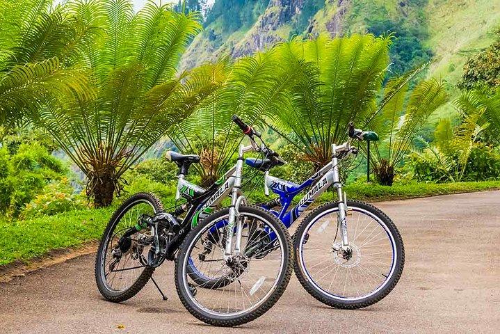 Hunas Falls Cykeltur fra Kandy