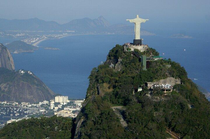Excursion à terre à Rio: coupe-file pour le Corcovado en train d'une demi-journée
