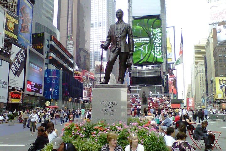 Broadway: A Self-Guided Audio Tour of the World's Iconic Theatre District