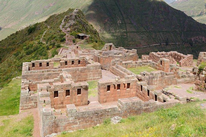 Tour privato di un'intera giornata: mercato di Pisac e sito archeologico, fortezza di Ollantaytambo
