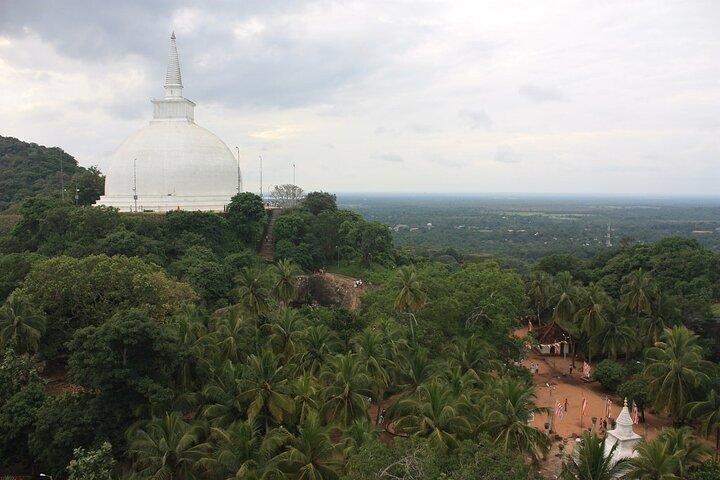 Tagestour in der heiligen Stadt Anuradhapura einschließlich Mihintale von Habarana