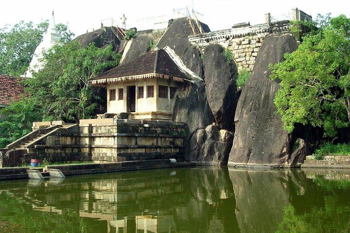 Tagestour in der heiligen Stadt Anuradhapura einschließlich Mihintale von Habarana