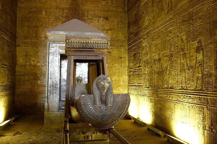 Ganztägige private Tour von Assuan zu den Tempeln Kom Ombo und Edfu