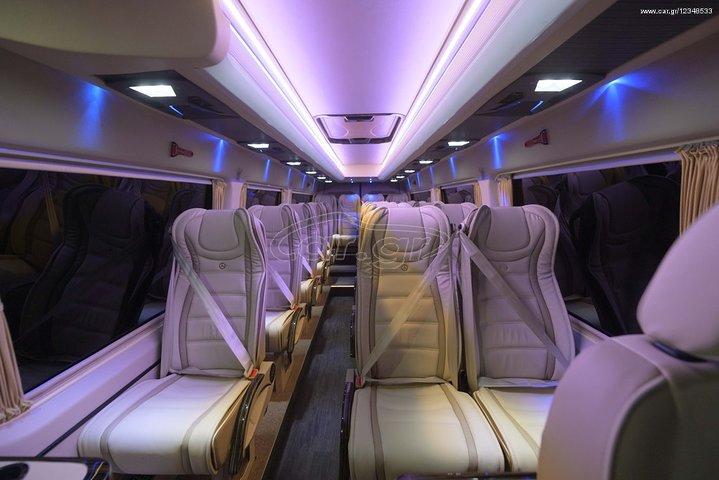 Trasferimento di lusso privato dal porto del Pireo all'aeroporto di Atene