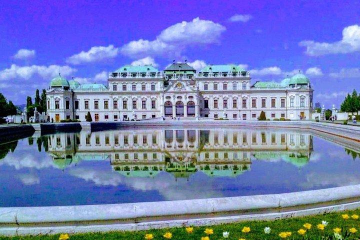 Comfort Mini-Van & Professional and FRiENDLY Guide: CUSTOMiZED MULTI-DAY TOURS from Munich
