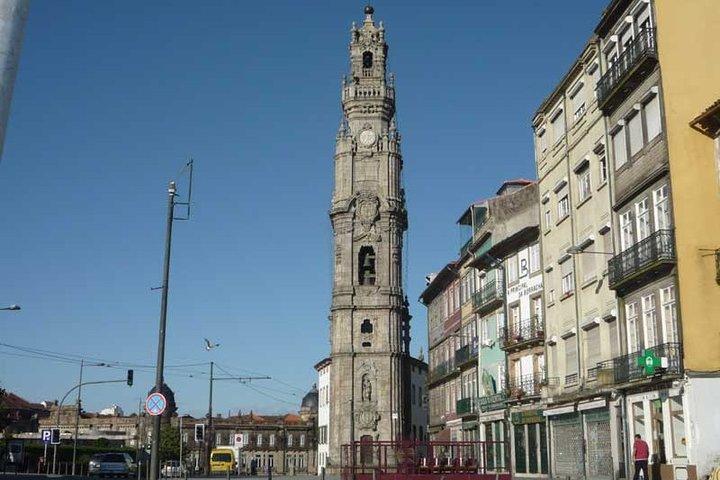 Private Transfer from Lisbon to Porto with Sightseeing Tour