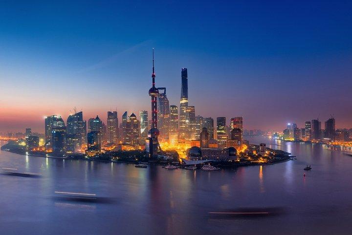 4-stündige private Shanghai-Freizeittour mit Maglev-Zugfahrt und Nachtkreuzfahrt