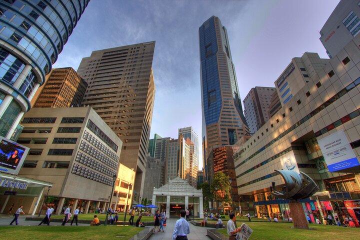 Follow the Money : Une visite libre du quartier financier