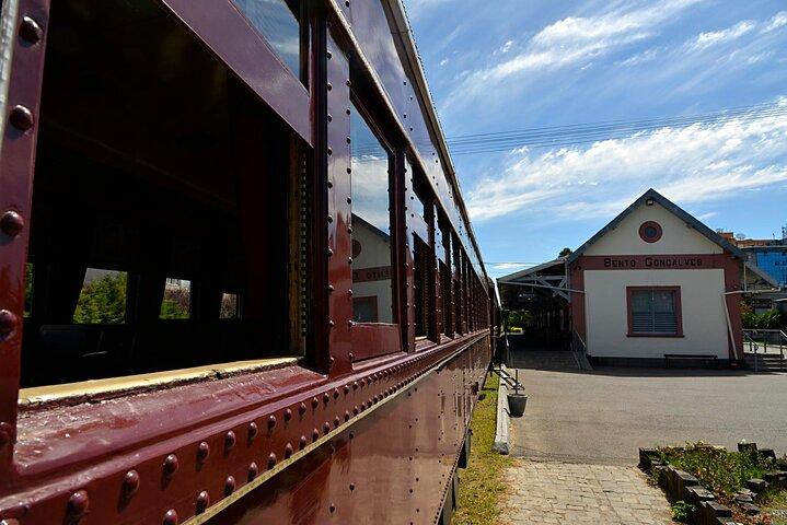 Maria Fumaça Train Rideでのワインテイスティングツアー
