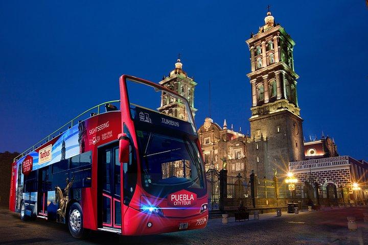 Hop-on Hop-off Stadtrundfahrt Puebla und Aquarium oder Beobachtungsrad