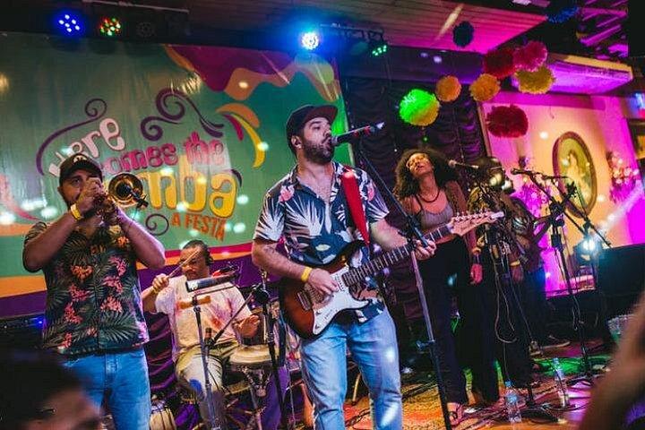 Rio By Night Private Tour: Experience Music, Dancing, Drinks and Local Culture