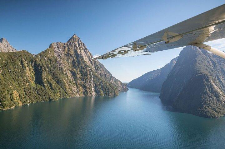 Premium Milford Sound Tour inclusief cruise, vlucht en lunch