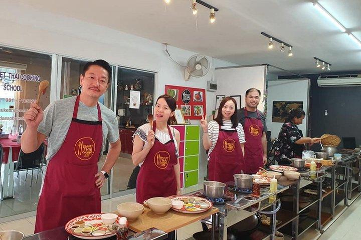 Thaise kookcursus met markttour in Phuket door VJ