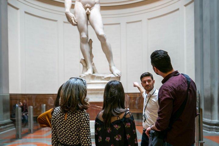 Sla de wachtrij over Florence Privé rondleiding door de Galleria dell'Accademia & Michelangelo's David