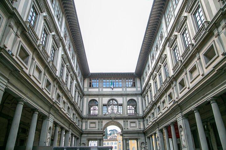 Uffizi Museum & Gallery Tour com obras de Leonardo e Michelangelo