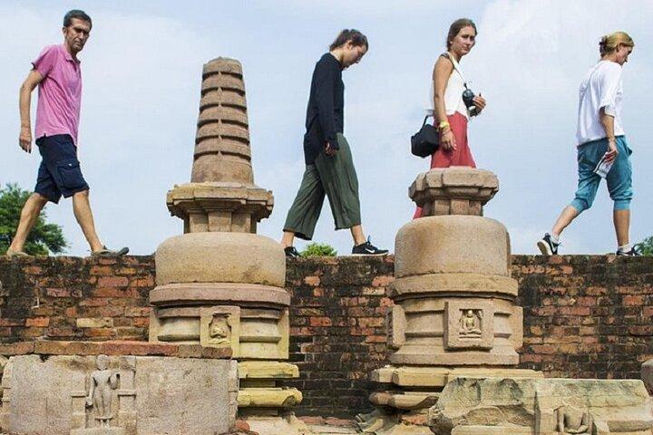 Private Riverside Walking Tour to Varanasi Temples