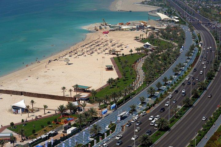 Ganztägige Kleingruppe Abu Dhabi, Qasr Al Watan Palast und Große Moschee aus Dubai