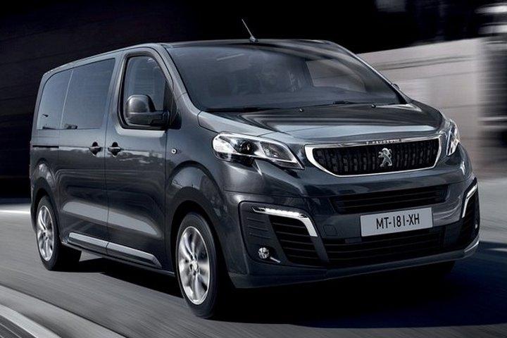 Tbilisi Airport Transfers: Tbilisi Airport TBS to Tbilisi City in Standard Van