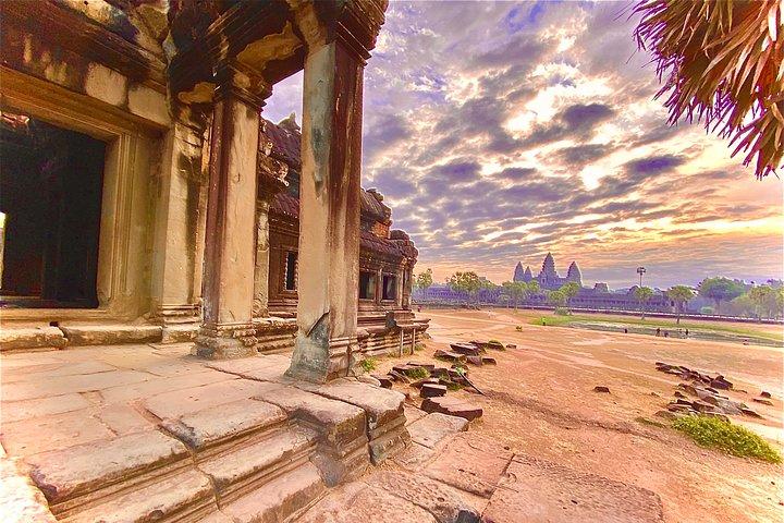 Excursion de 2 jours au parc d'Angkor Wat et au temple de Banteay Srei depuis Siem Reap
