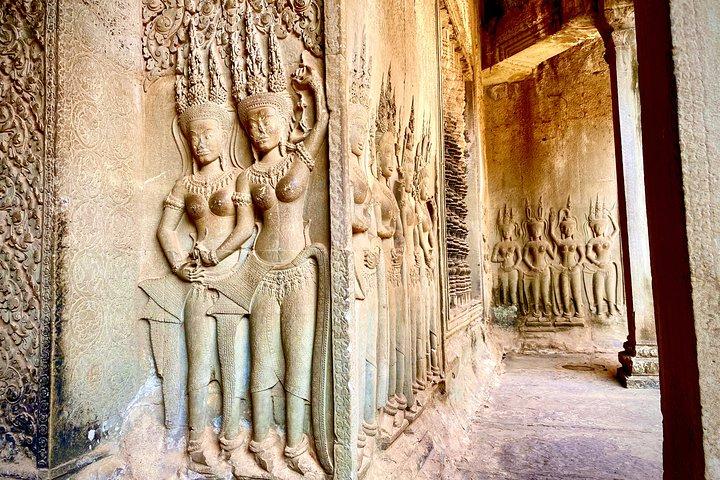 Excursion de 2 jours au parc d'Angkor Wat et au temple de Banteay Srei depuis Siem Reap