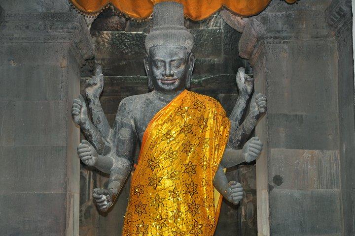 Tour guidato privato del veicolo A / C Angkor Wat e Small Circle e cinque extra