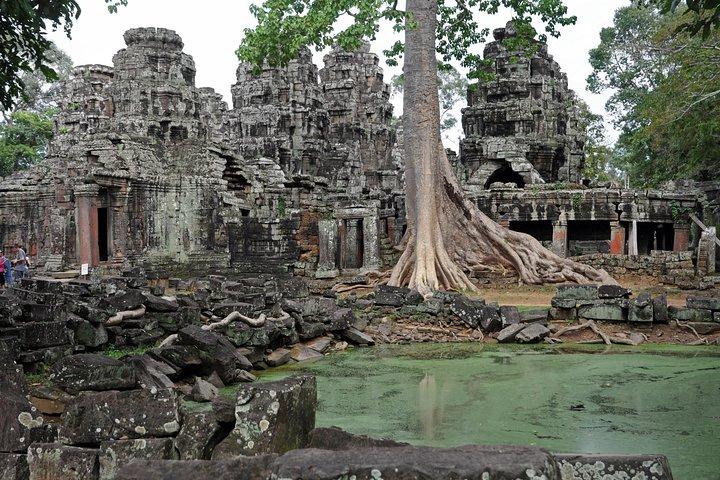 Tour guidato privato del veicolo A / C Angkor Wat e Small Circle e cinque extra